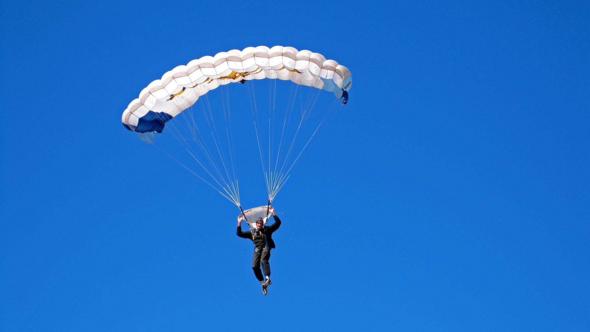 爱游戏体育客户端-_魔术队迎来一波连胜，士气高昂_，魔术队集锦